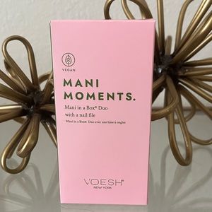 NIB Voesh Mani Moments Mani in a Box Duo with Mail File